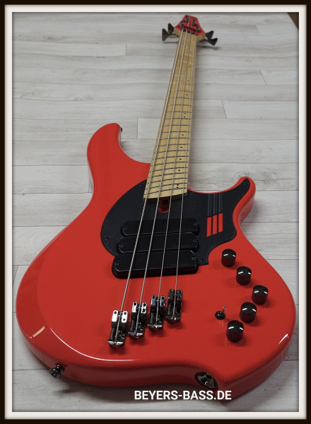 Dingwall NG3 4-String Nolly, Fiesta Red, Signature